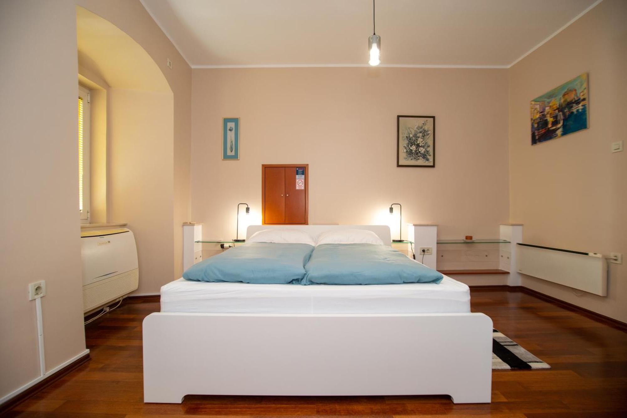 Tisa & Neo Apartment Rijeka Exterior foto